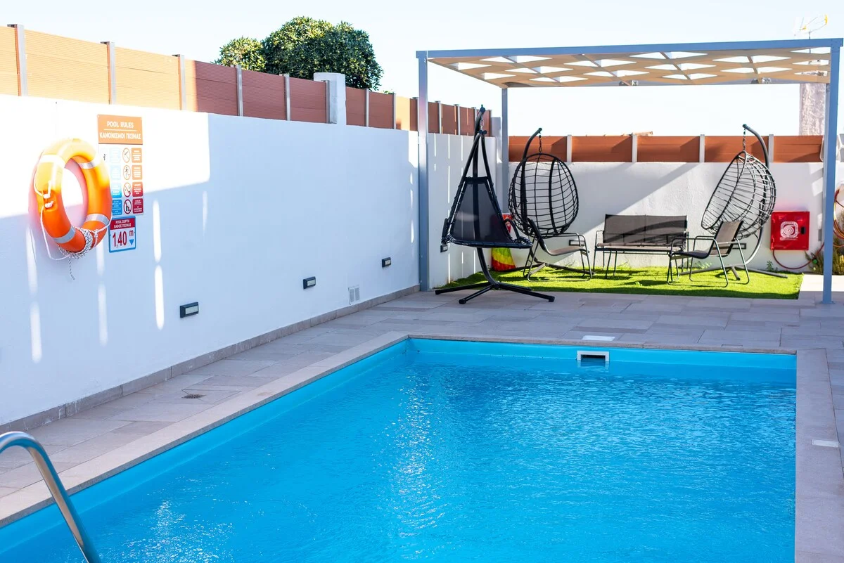 GREEN-01-·-AeroHill-Suites-Near-Athens-Airport-11